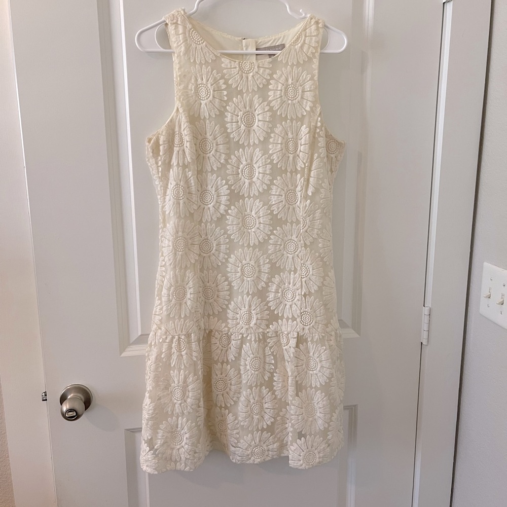 Banana Republic flower embroidered drop waist cream dress, size 8